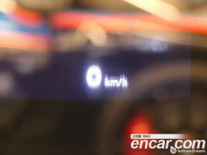 Bentley Bentayga 4.0 V8 Azure 2023 года из Южной Кореи