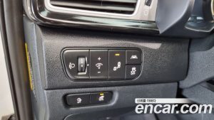 Kia Niro Noblesse 2020 года из Южной Кореи