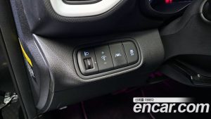 Hyundai Venue 1.6 Flux 2020 года из Южной Кореи