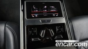 Audi S8 4.0 TFSI 4WD LWB 2020 года из Южной Кореи