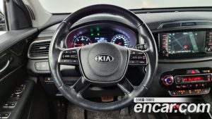 Kia Sorento Дизель 2.0 4WD 2020 года из Южной Кореи
