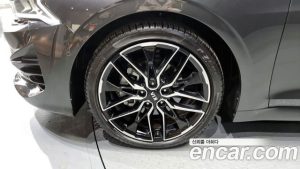 Kia K5 1.6 Turbo 2020 года из Южной Кореи