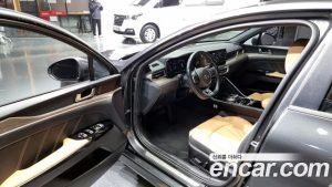Kia K5 1.6 Turbo 2020 года из Южной Кореи