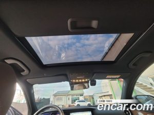 Mercedes-Benz E-Class E300e 4MATIC Exclusive 2021 года из Южной Кореи