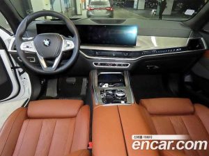 BMW X7 xDrive 40i Design Pure Excellence 7-Seater 2024 года из Южной Кореи