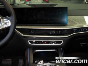 BMW X7 xDrive 40i Design Pure Excellence 7-Seater 2024 года из Южной Кореи