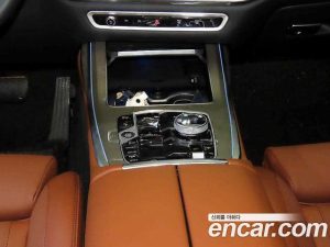BMW X7 xDrive 40i Design Pure Excellence 7-Seater 2024 года из Южной Кореи