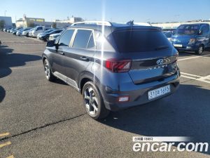 Hyundai Venue 1.6 Flux 2020 года из Южной Кореи