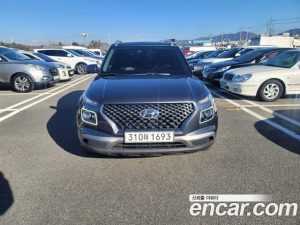 Hyundai Venue 1.6 Flux 2020 года из Южной Кореи
