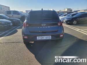 Hyundai Venue 1.6 Flux 2020 года из Южной Кореи