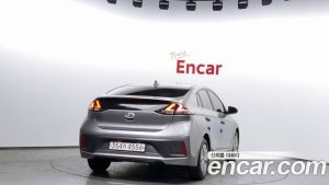 Hyundai Ioniq 1.6 HEV 2020 года из Южной Кореи