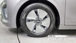 Hyundai Ioniq 1.6 HEV 2020 года из Южной Кореи