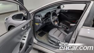 Hyundai Ioniq 1.6 HEV 2020 года из Южной Кореи