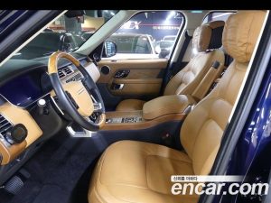 Land Rover Range Rover 4.4 SDV8 AB Дизель 2020 года из Южной Кореи