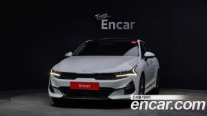 Kia K5 2.0 2023 года из Южной Кореи