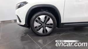Mercedes-Benz EQA EQA250 2021 года из Южной Кореи