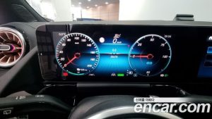 Mercedes-Benz EQA EQA250 2021 года из Южной Кореи