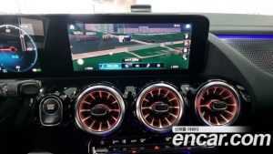 Mercedes-Benz EQA EQA250 2021 года из Южной Кореи