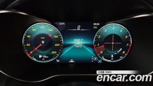Mercedes-Benz GLC-Class GLC300 4MATIC Coupe 2020 года из Южной Кореи
