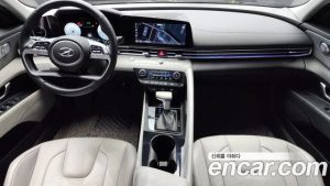 Hyundai AVANTE 1.6 2021 года из Южной Кореи