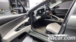 Hyundai AVANTE 1.6 2021 года из Южной Кореи