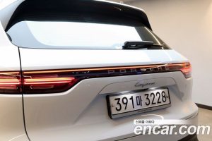 Porsche Cayenne 3.0 2020 года из Южной Кореи
