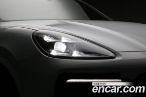 Porsche Cayenne 3.0 2020 года из Южной Кореи