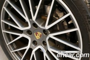 Porsche Cayenne 3.0 2020 года из Южной Кореи