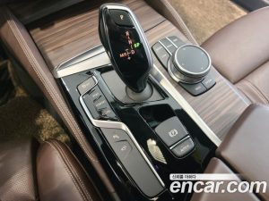 BMW 5-Series 520d M Sport Plus 2020 года из Южной Кореи