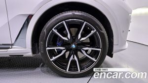 BMW X7 xDrive 40i M Sport 6인승 2021 года из Южной Кореи
