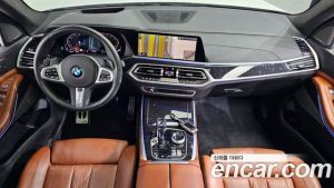 BMW X7 xDrive 40i M Sport 6인승 2021 года из Южной Кореи