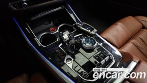 BMW X7 xDrive 40i M Sport 6인승 2021 года из Южной Кореи
