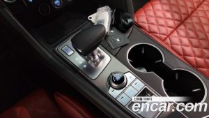 Genesis G70 Бензин 2.5T 4WD 2024 года из Южной Кореи