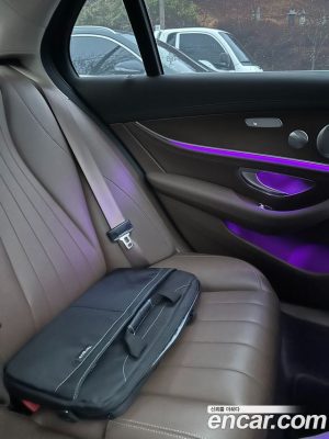 Mercedes-Benz E-Class E300 4MATIC Exclusive 2020 года из Южной Кореи