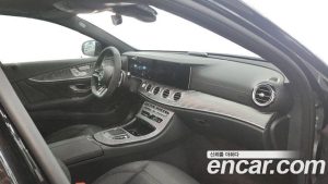 Mercedes-Benz E-Class E53 AMG 4MATIC+ 2023 года из Южной Кореи