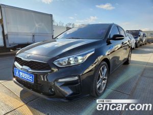 Kia K3 2020 года из Южной Кореи