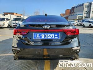 Kia K3 2020 года из Южной Кореи