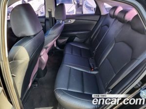 Kia K3 2020 года из Южной Кореи