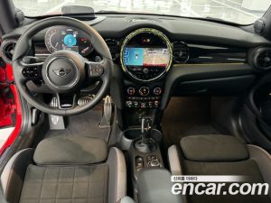 Mini Cooper JCW 2023 года из Южной Кореи
