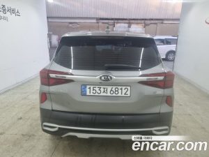 Kia Seltos Дизель 1.6 2WD 2020 года из Южной Кореи