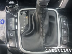 Kia Seltos Дизель 1.6 2WD 2020 года из Южной Кореи