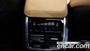 Volvo S60 B5 ULTIMATE Bright 2023 года из Южной Кореи