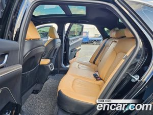 Kia K5 2.0 2021 года из Южной Кореи