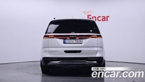 Kia Carnival 7-Seater Noblesse 2023 года из Южной Кореи