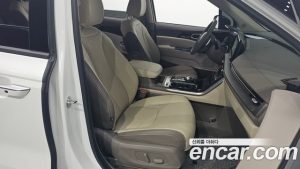 Kia Carnival 7-Seater Noblesse 2023 года из Южной Кореи