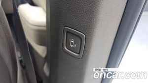 Kia Carnival 7-Seater Noblesse 2023 года из Южной Кореи