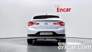 Hyundai AVANTE 1.6 2020 года из Южной Кореи