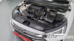 Hyundai AVANTE 1.6 2020 года из Южной Кореи