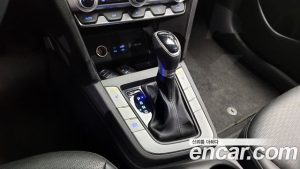 Hyundai AVANTE 1.6 2020 года из Южной Кореи