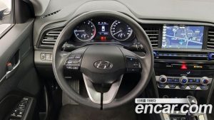 Hyundai AVANTE 1.6 2020 года из Южной Кореи